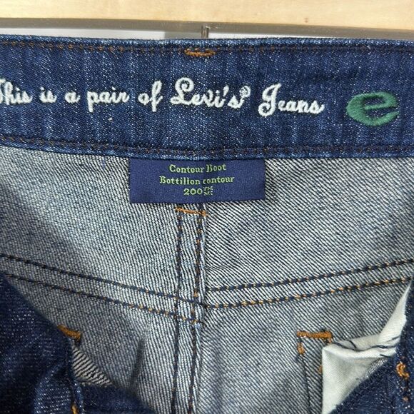 LEVI’S Women’s Contour Boot Eco Sustainable Denim Distressed Jeans Blue Size 6M - Picture 9 of 16